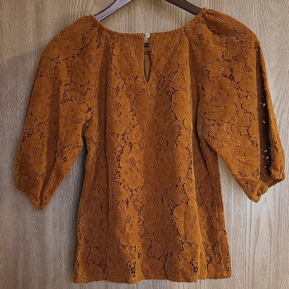 Dolan Norah Floral Corduroy Blouse‎ - Picture 3 of 10